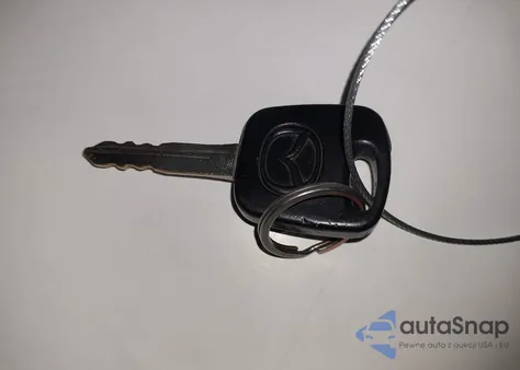 2003 Mazda Tribute Lx V6 z USA, uszkodzony, nr VIN 4F2CZ94173KM52210